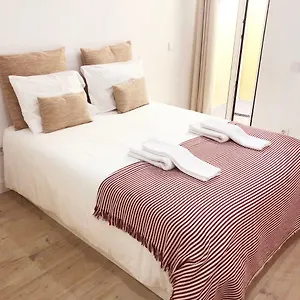lisbon-city-studio-apartment.hotels-lisbon-portugal.com/