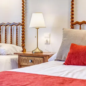 https://villa-manresa.balearic-islands.net
